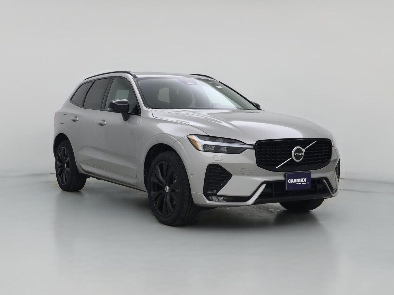 2023 VOLVO XC60