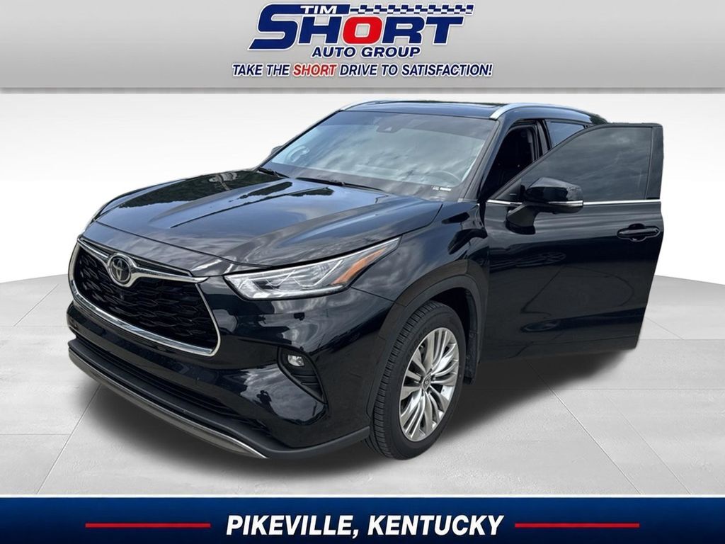 2023 TOYOTA Highlander