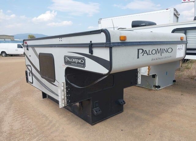 2015 FOREST RIVER Softside