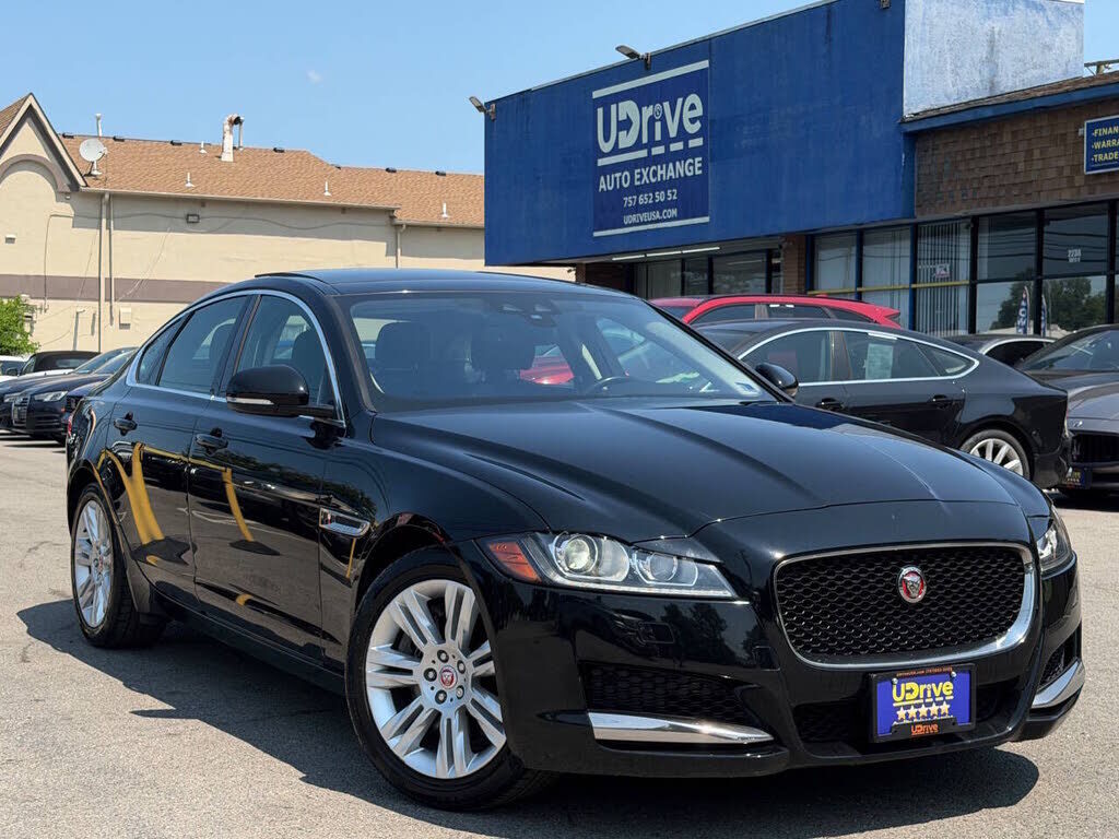 2017 JAGUAR XF