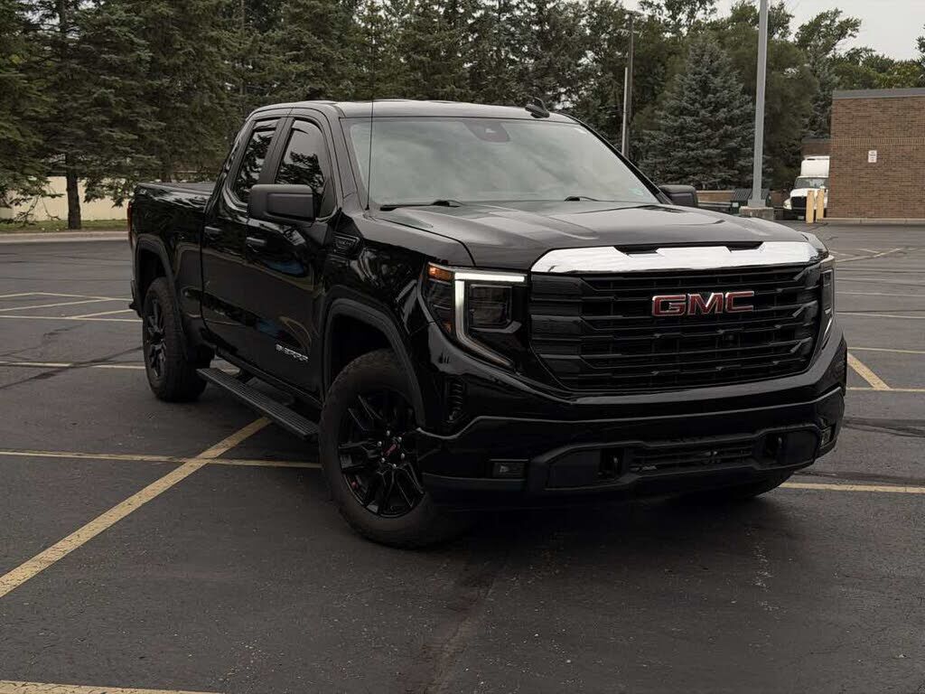 2023 GMC Sierra