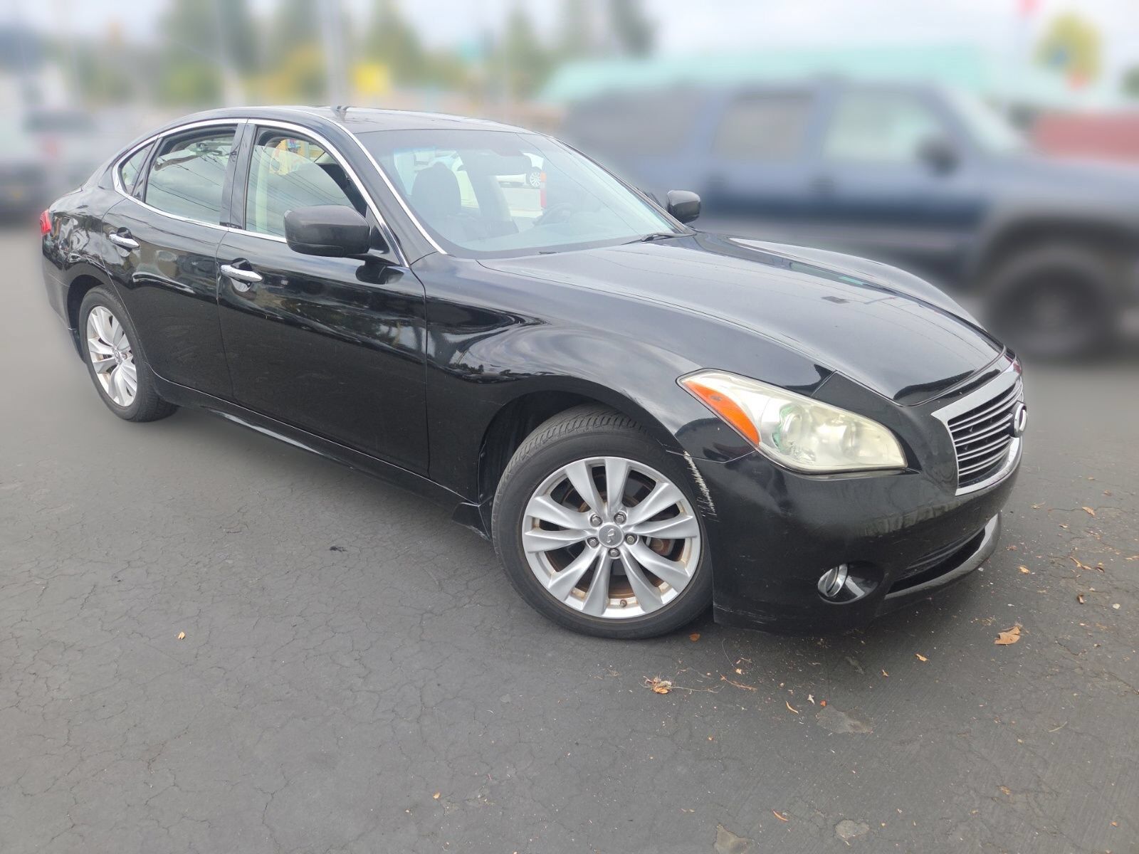 2011 INFINITI M37