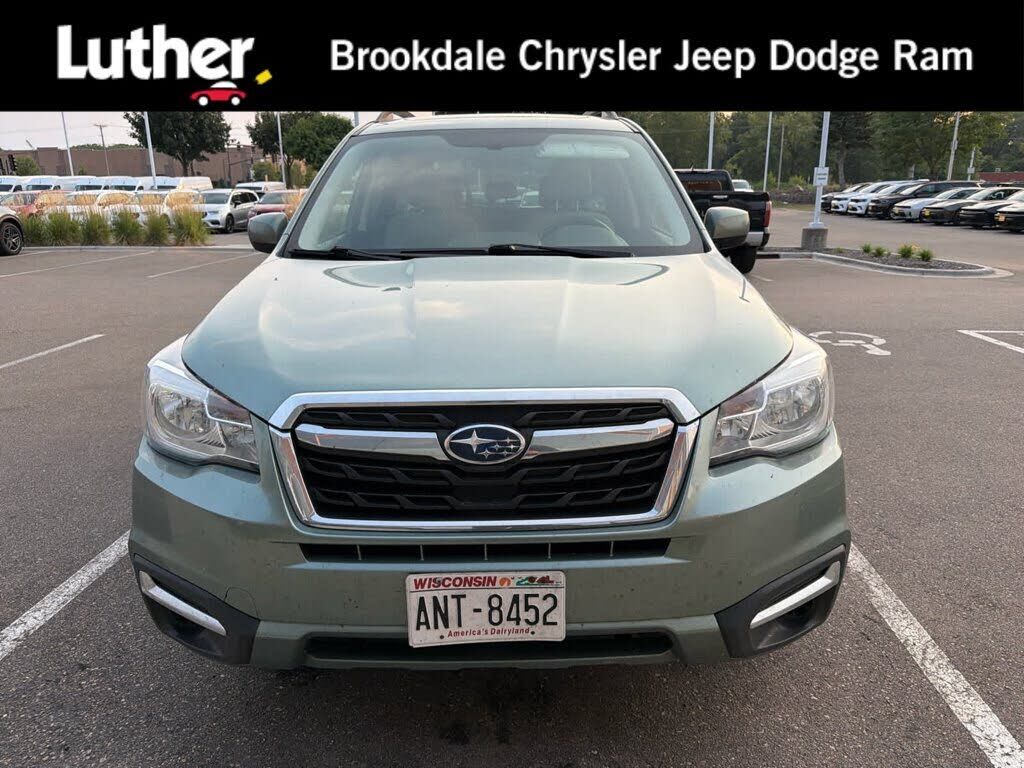 2018 SUBARU Forester