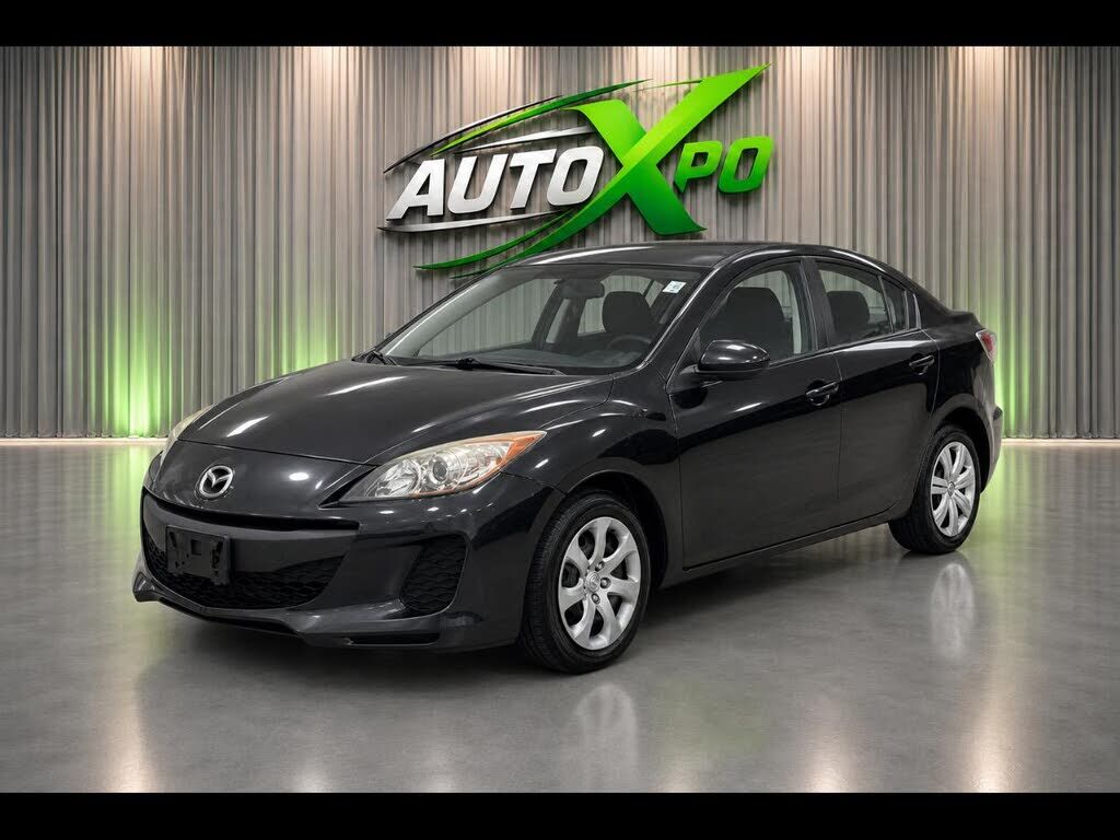 2013 MAZDA Mazda3