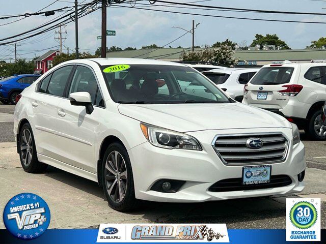 2016 SUBARU Legacy