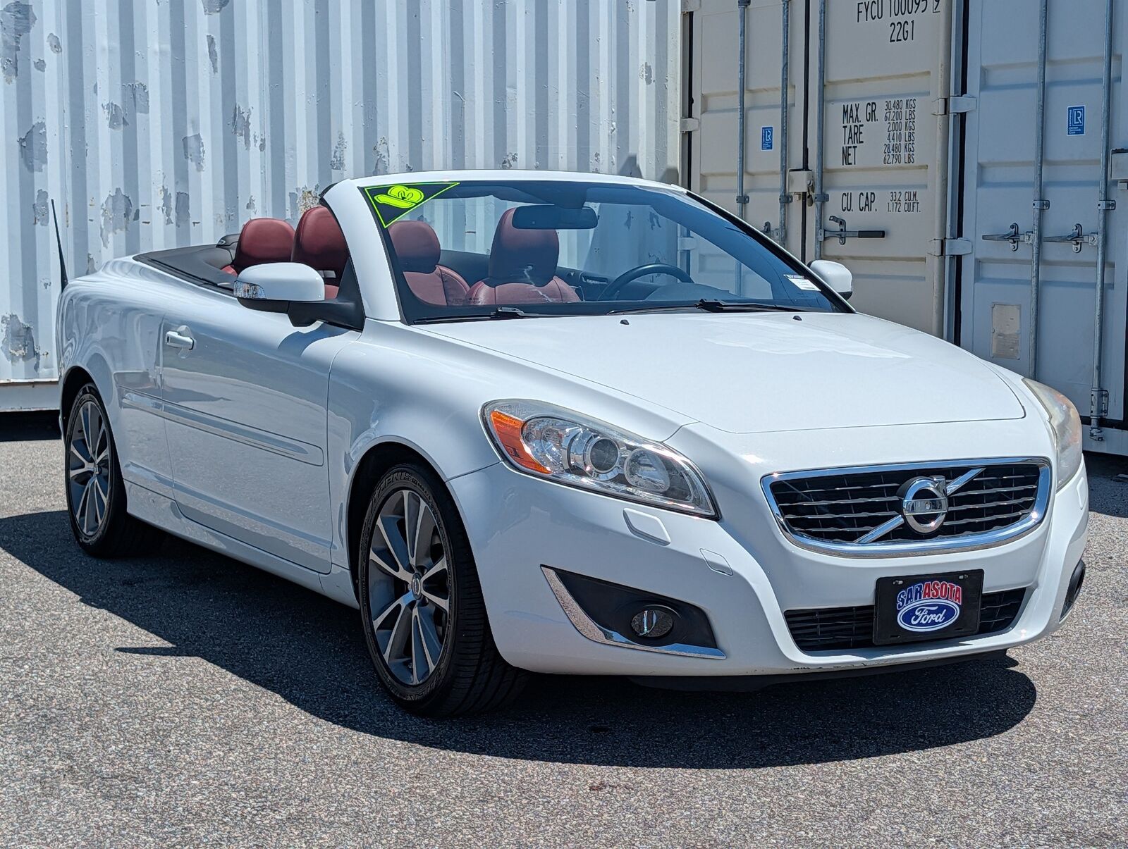 2013 VOLVO C70
