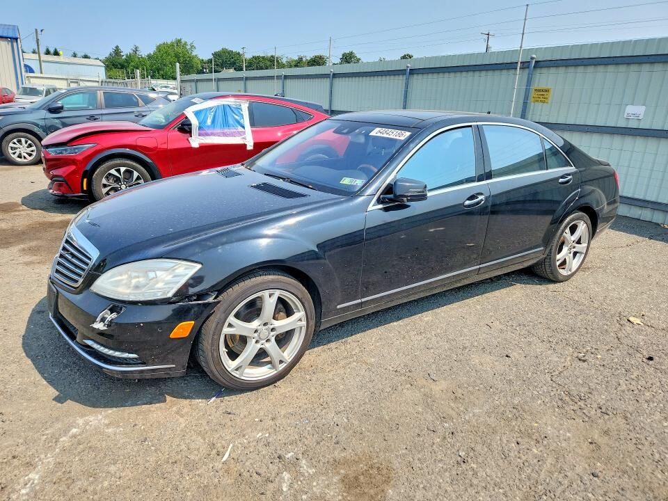 2013 MERCEDES-BENZ S-Class