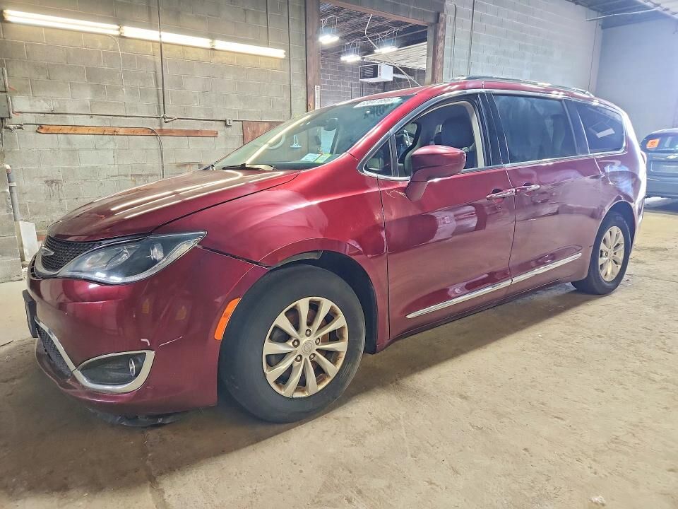 2019 CHRYSLER Pacifica