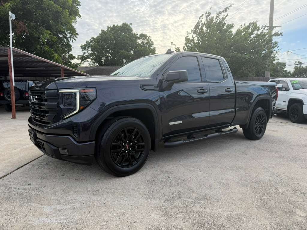 2023 GMC Sierra