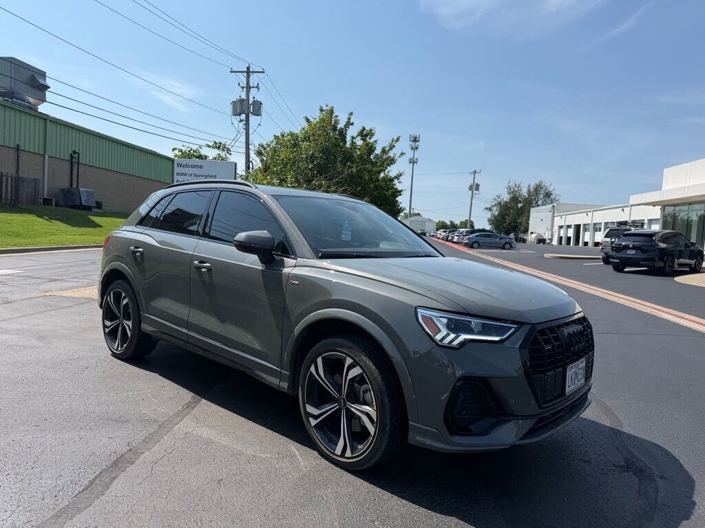 2024 AUDI Q3