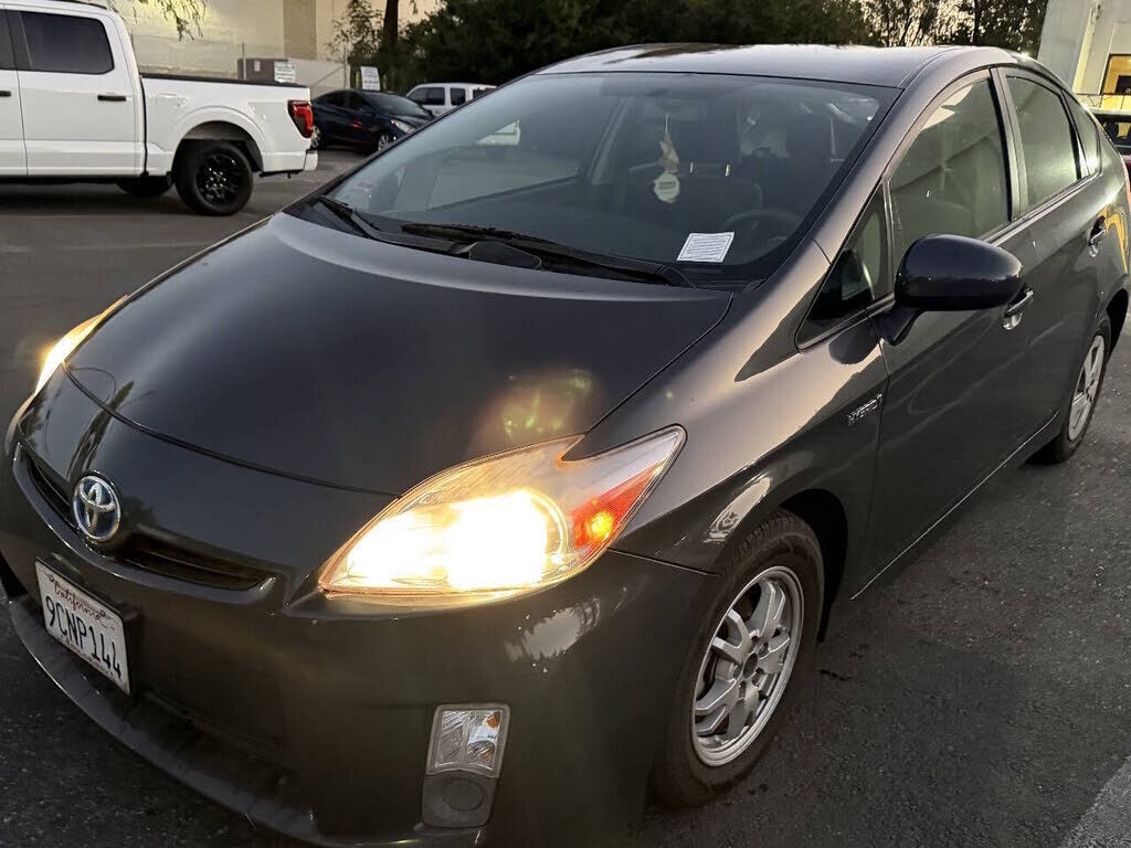 2011 TOYOTA PRIUS