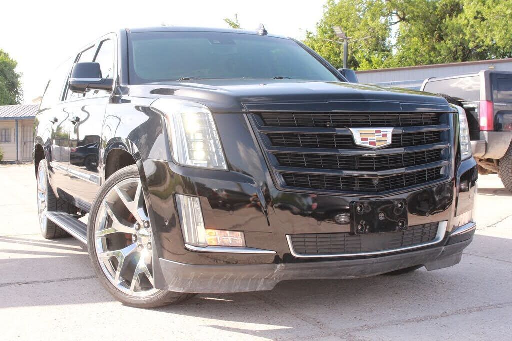 2018 CADILLAC Escalade ESV