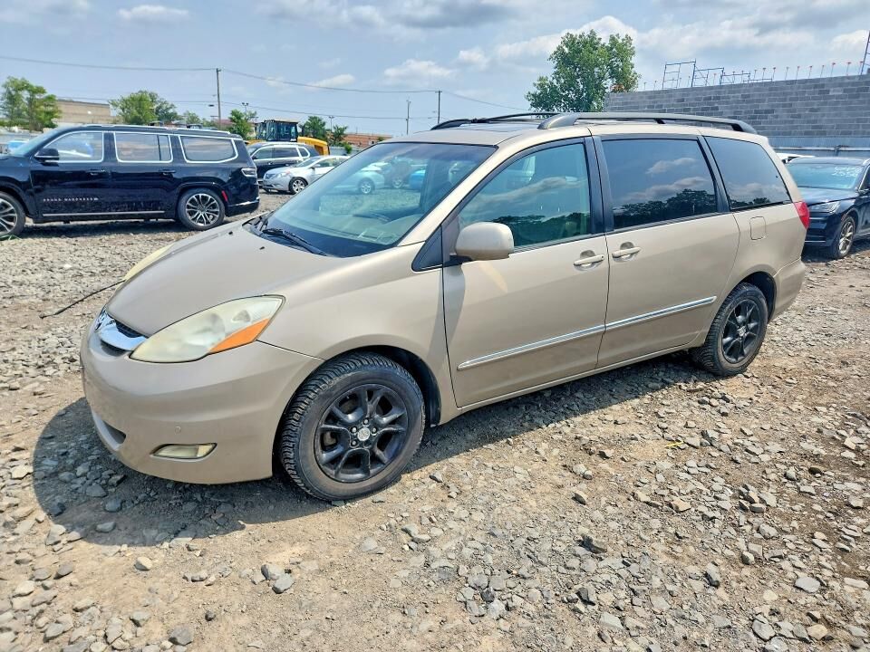 2006 TOYOTA Sienna