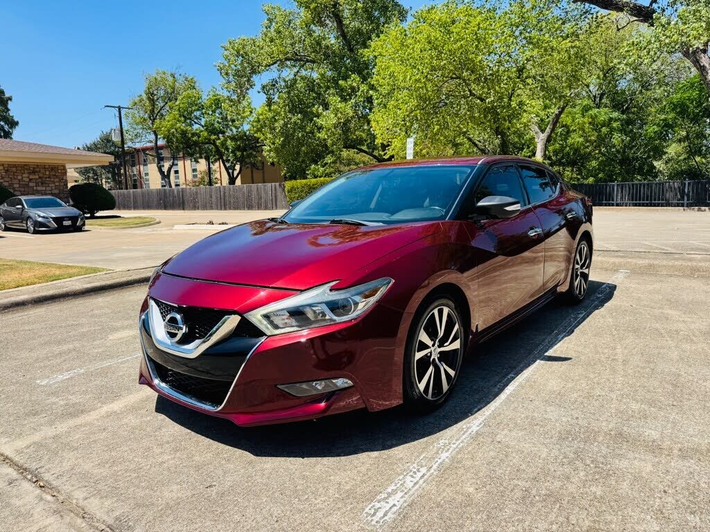 2017 NISSAN Maxima