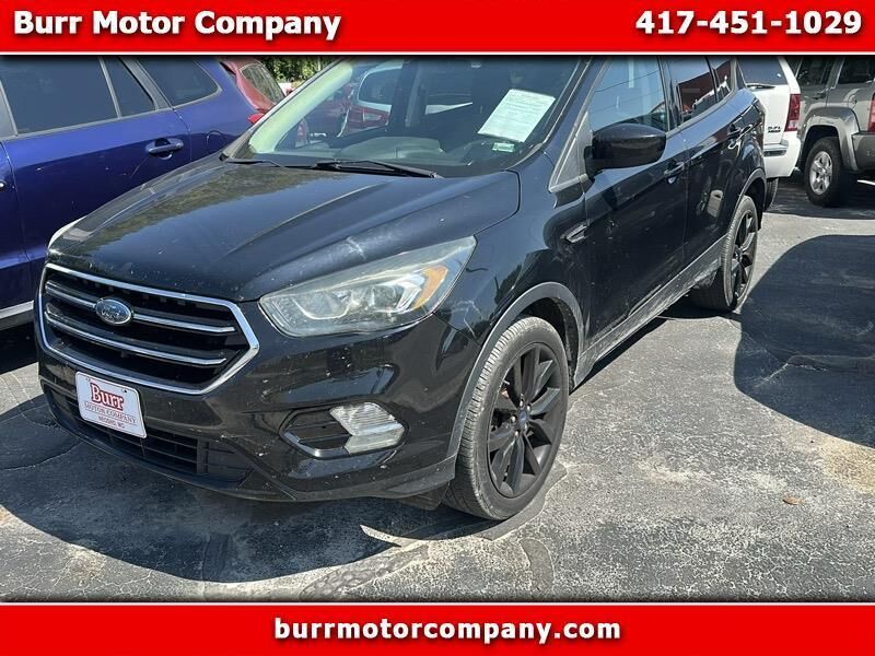 2017 FORD Escape