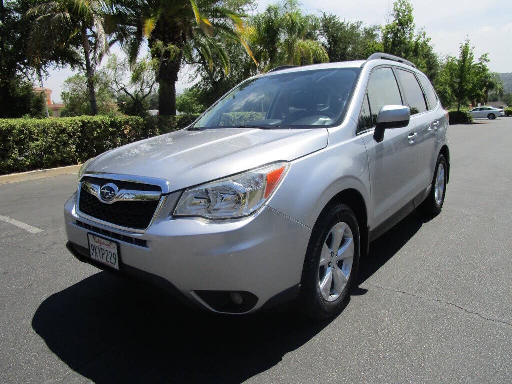 2015 SUBARU Forester