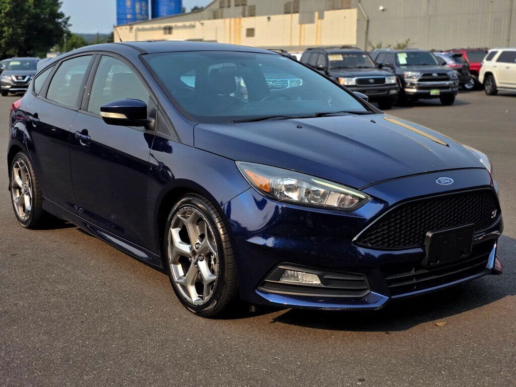 2016 FORD Focus
