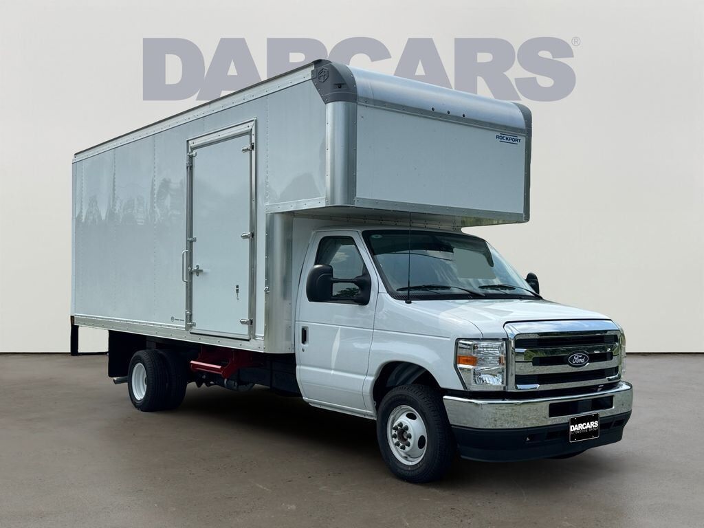 2027 FORD E-450