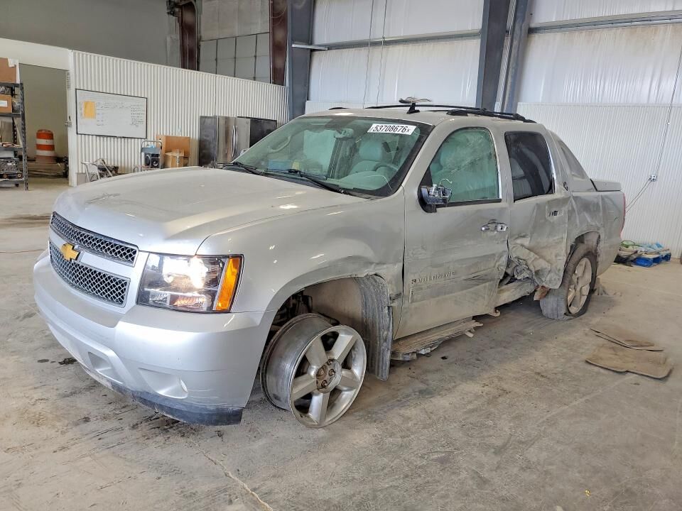 2013 CHEVROLET Avalanche