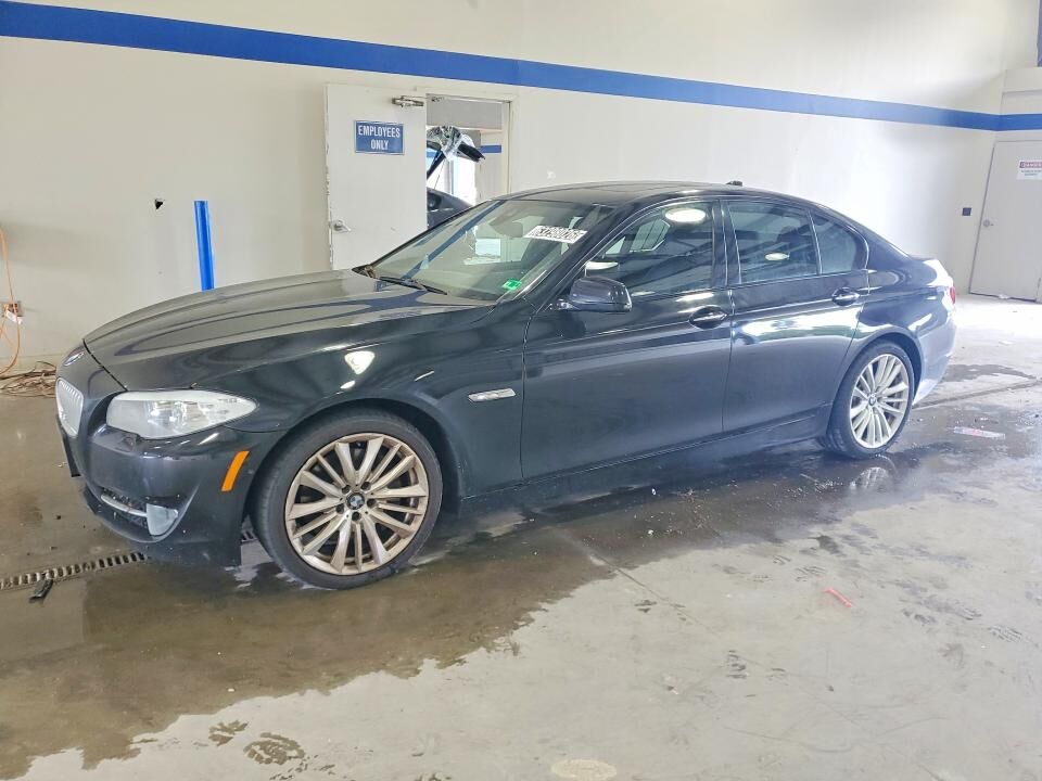 2013 BMW 5 Series
