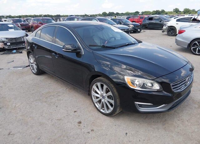 2018 VOLVO S60