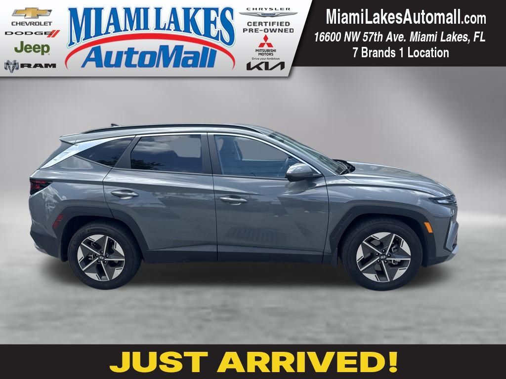 2025 HYUNDAI Tucson