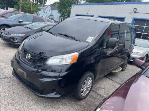 2014 NISSAN NV200