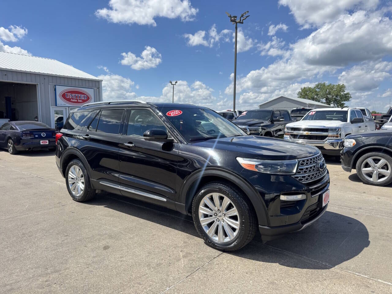 2020 FORD Explorer