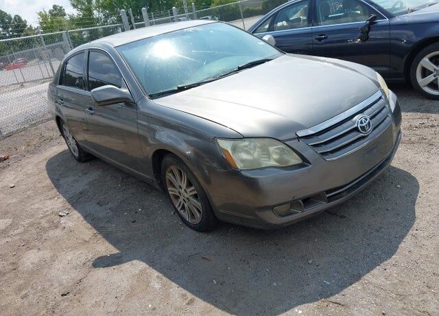 2006 TOYOTA Avalon