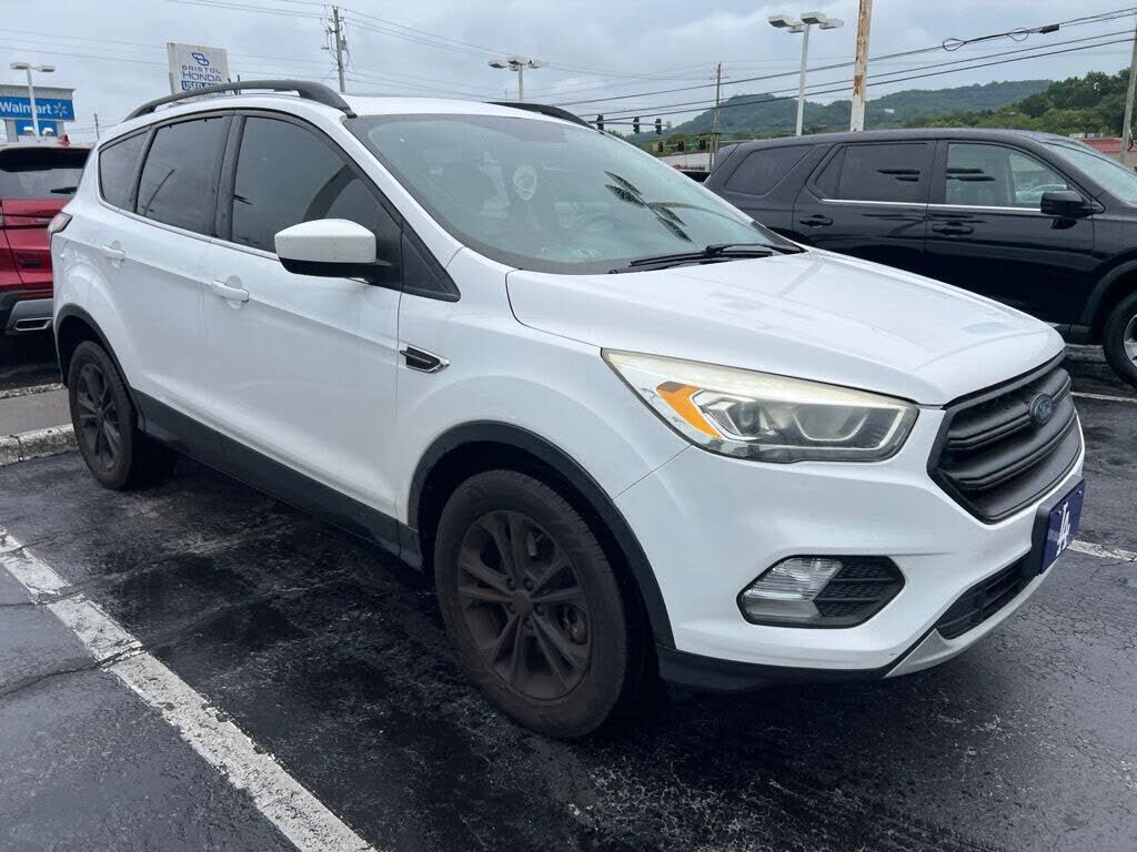 2018 FORD Escape