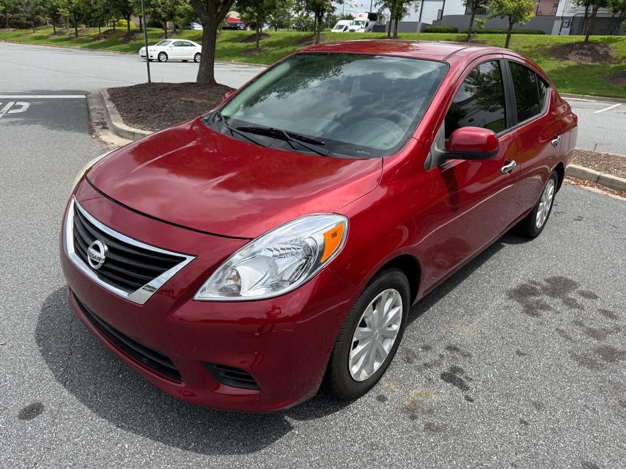 2012 NISSAN Versa