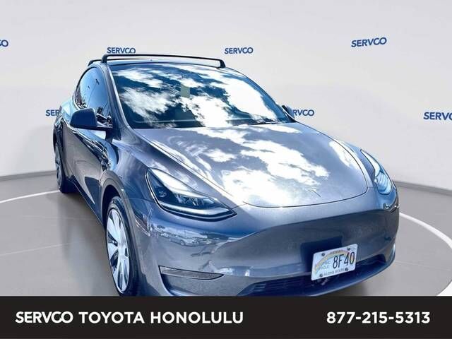 2023 TESLA Model Y