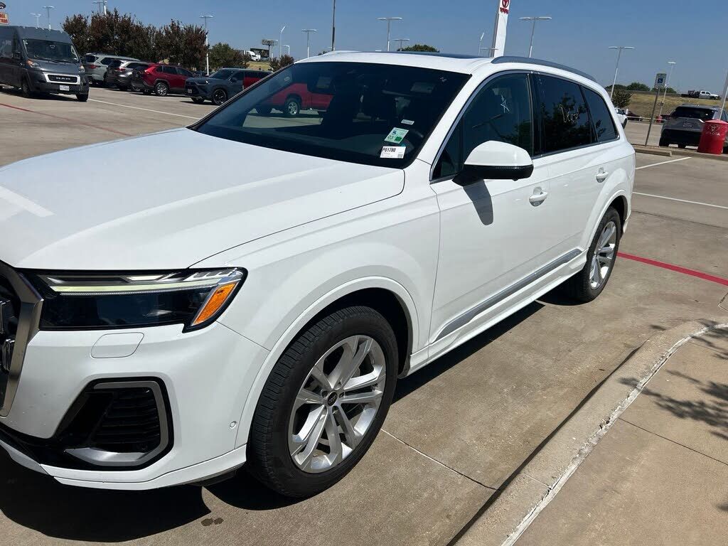 2025 AUDI Q7