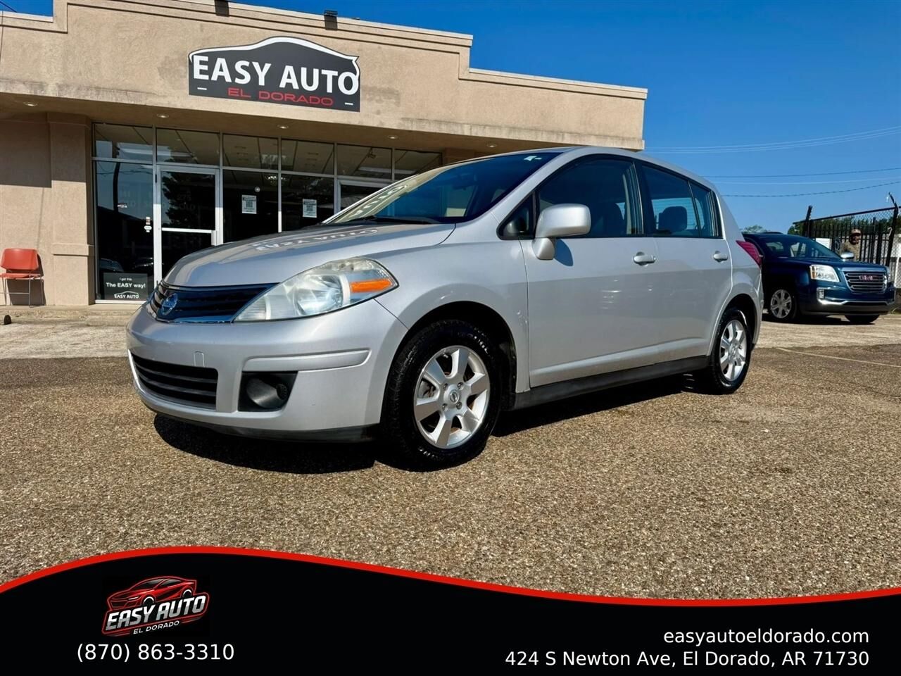 2012 NISSAN Versa