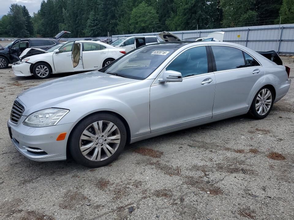 2010 MERCEDES-BENZ S-Class