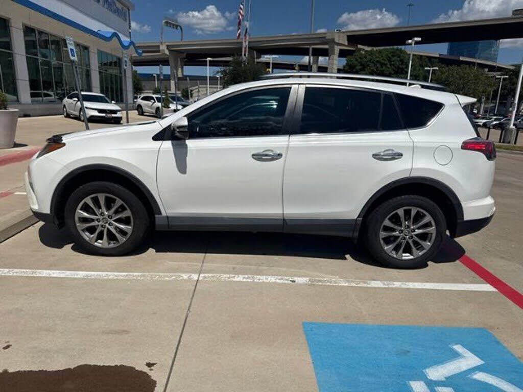 2018 TOYOTA RAV4
