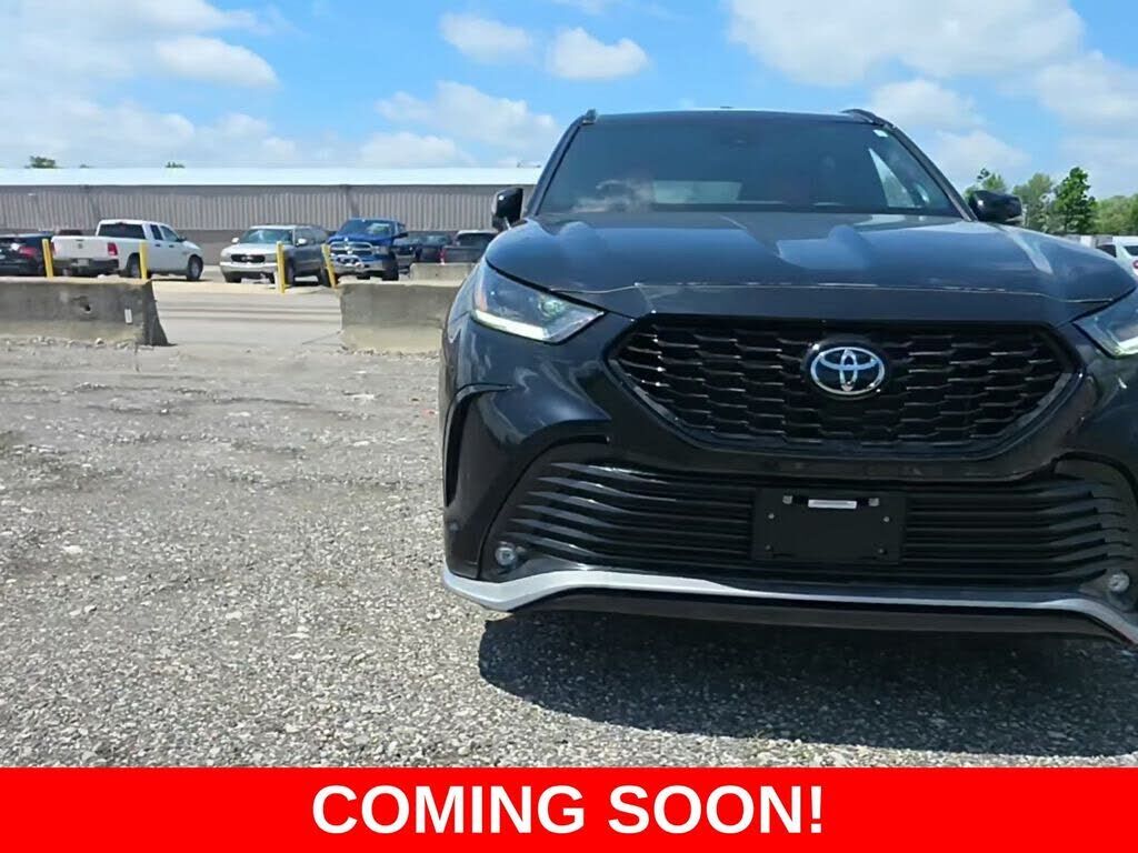 2025 TOYOTA Highlander