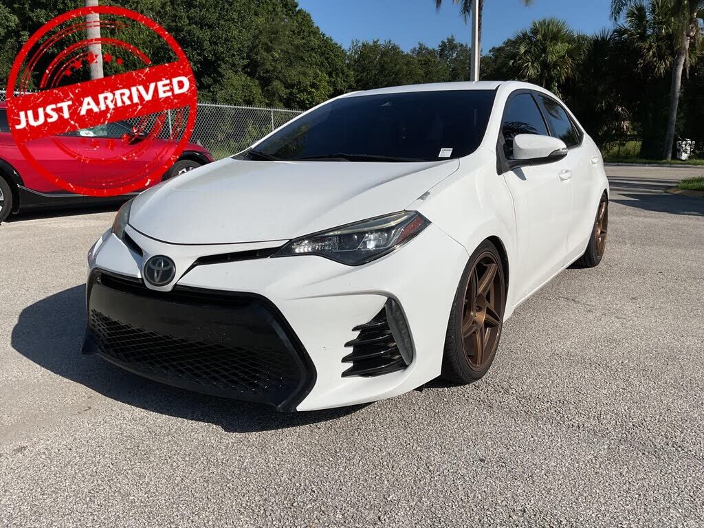 2018 TOYOTA Corolla