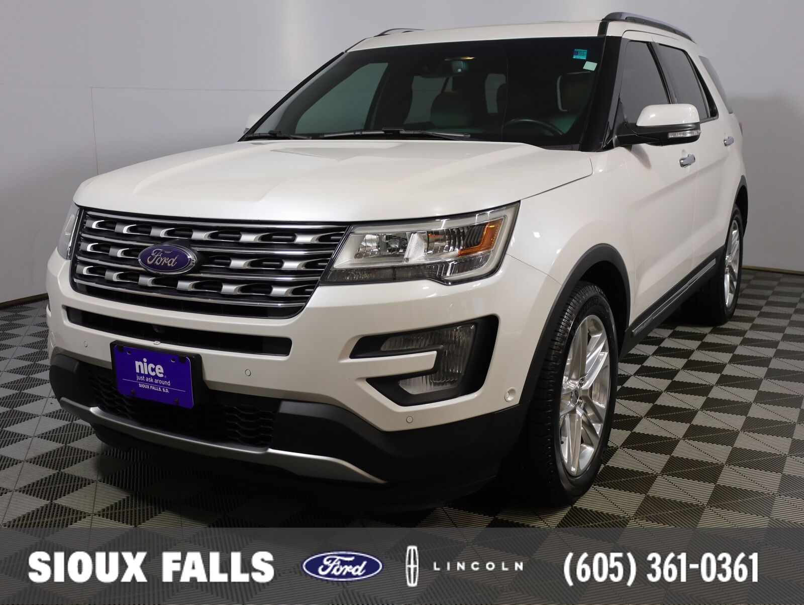 2017 FORD Explorer