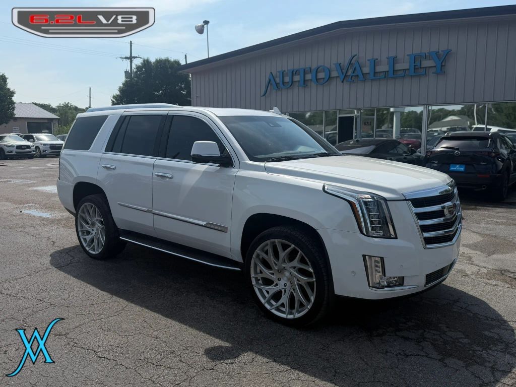 2019 CADILLAC Escalade