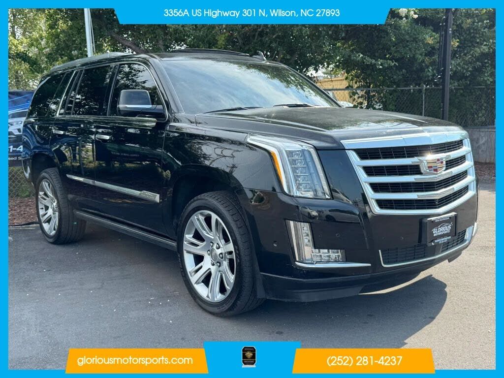 2017 CADILLAC Escalade