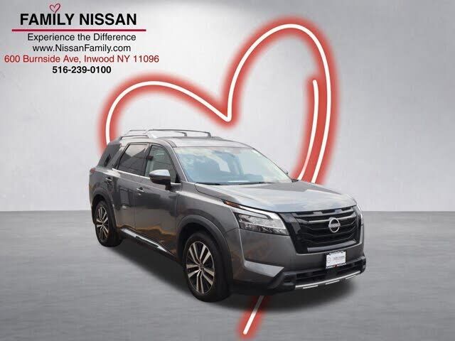 2024 NISSAN Pathfinder