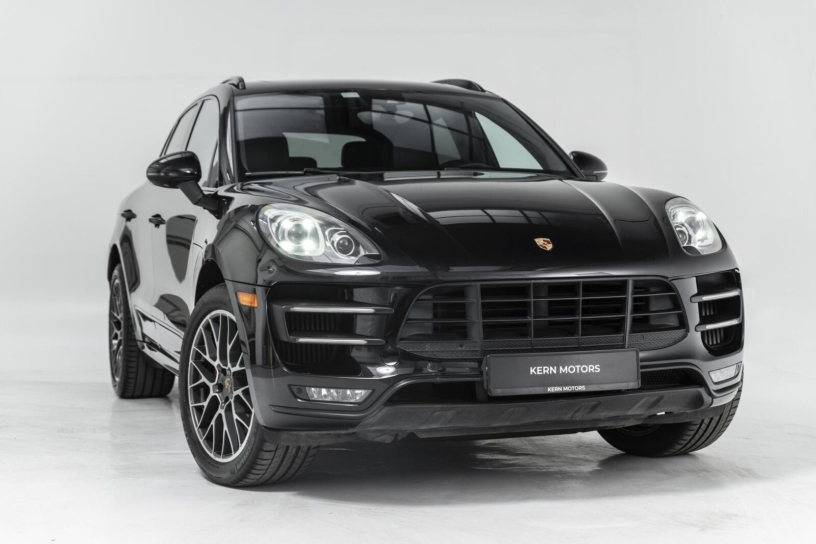 2015 PORSCHE Macan