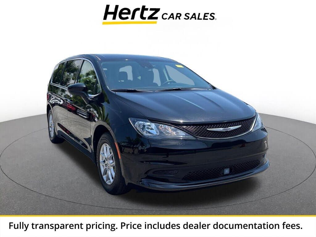 2024 CHRYSLER Voyager