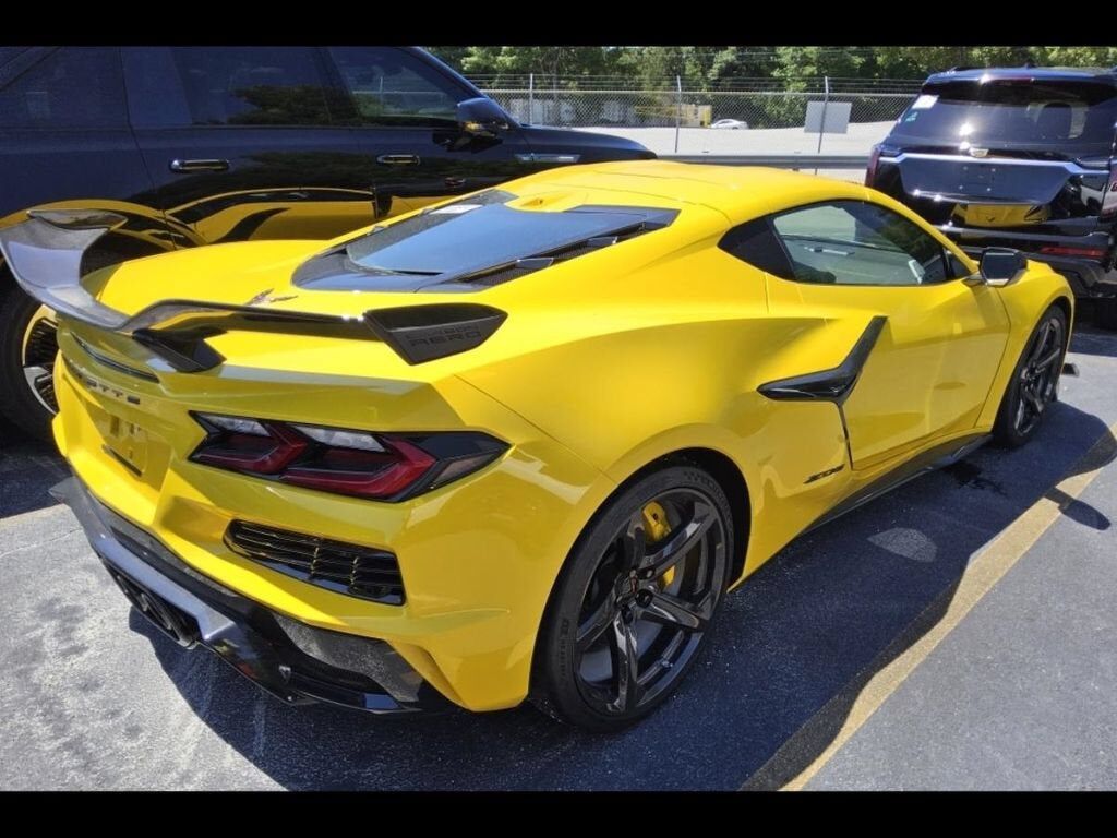 2025 CHEVROLET Corvette