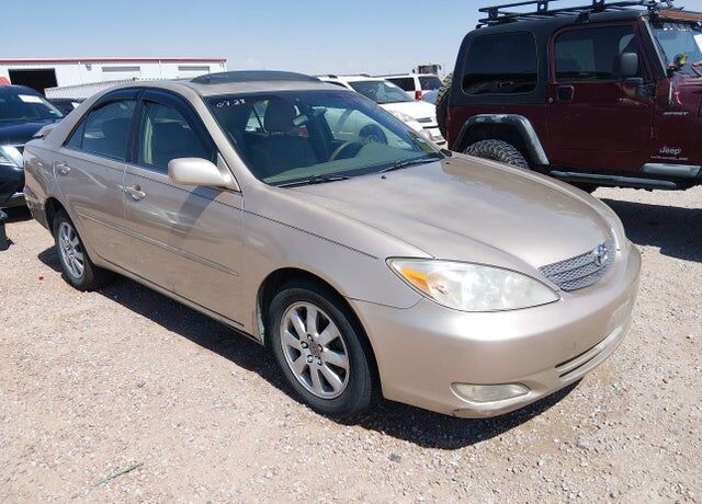 2002 TOYOTA Camry