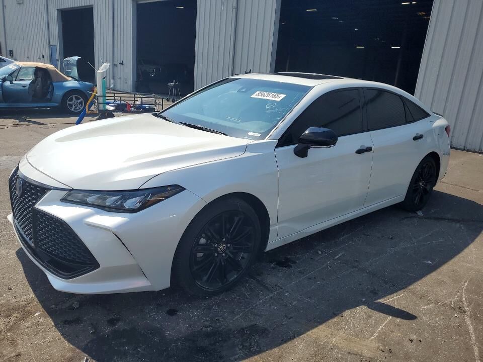 2022 TOYOTA Avalon