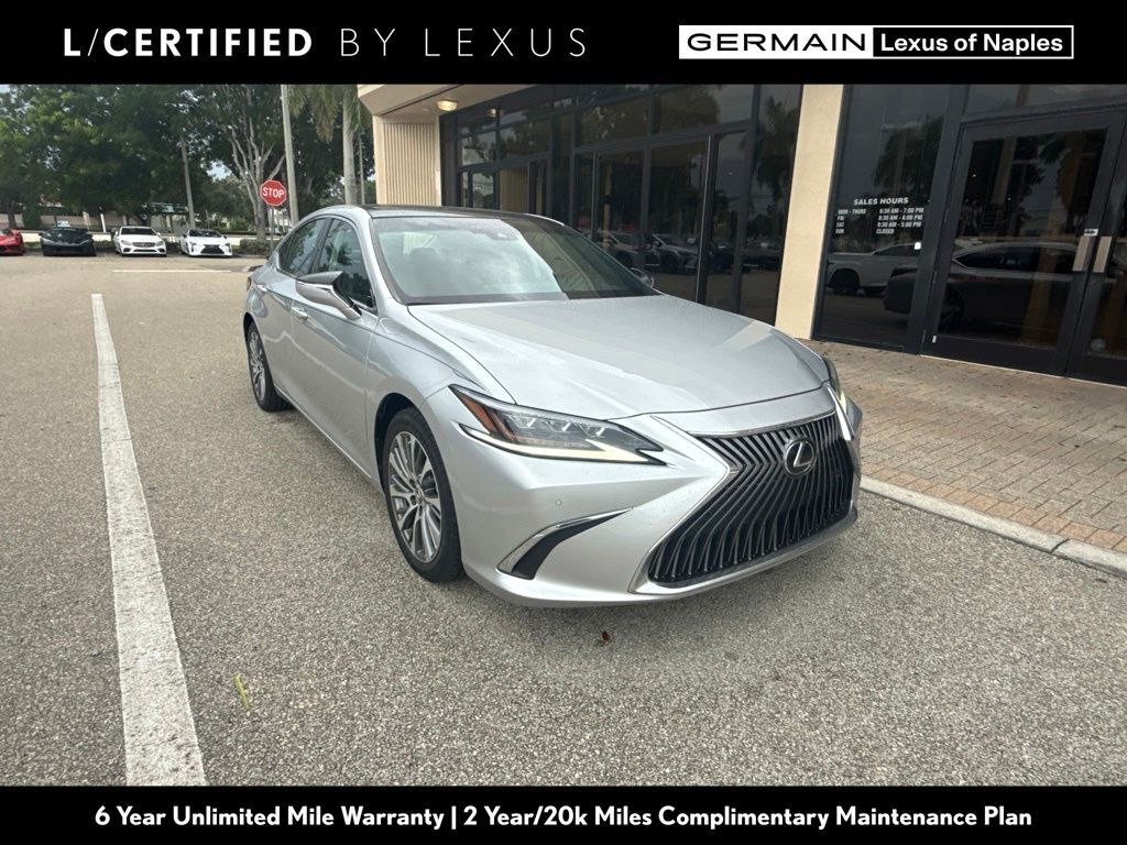 2019 LEXUS ES