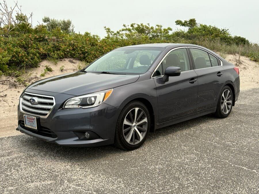 2015 SUBARU Legacy