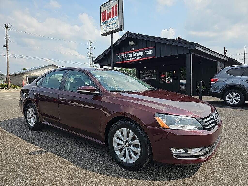 2012 VOLKSWAGEN Passat